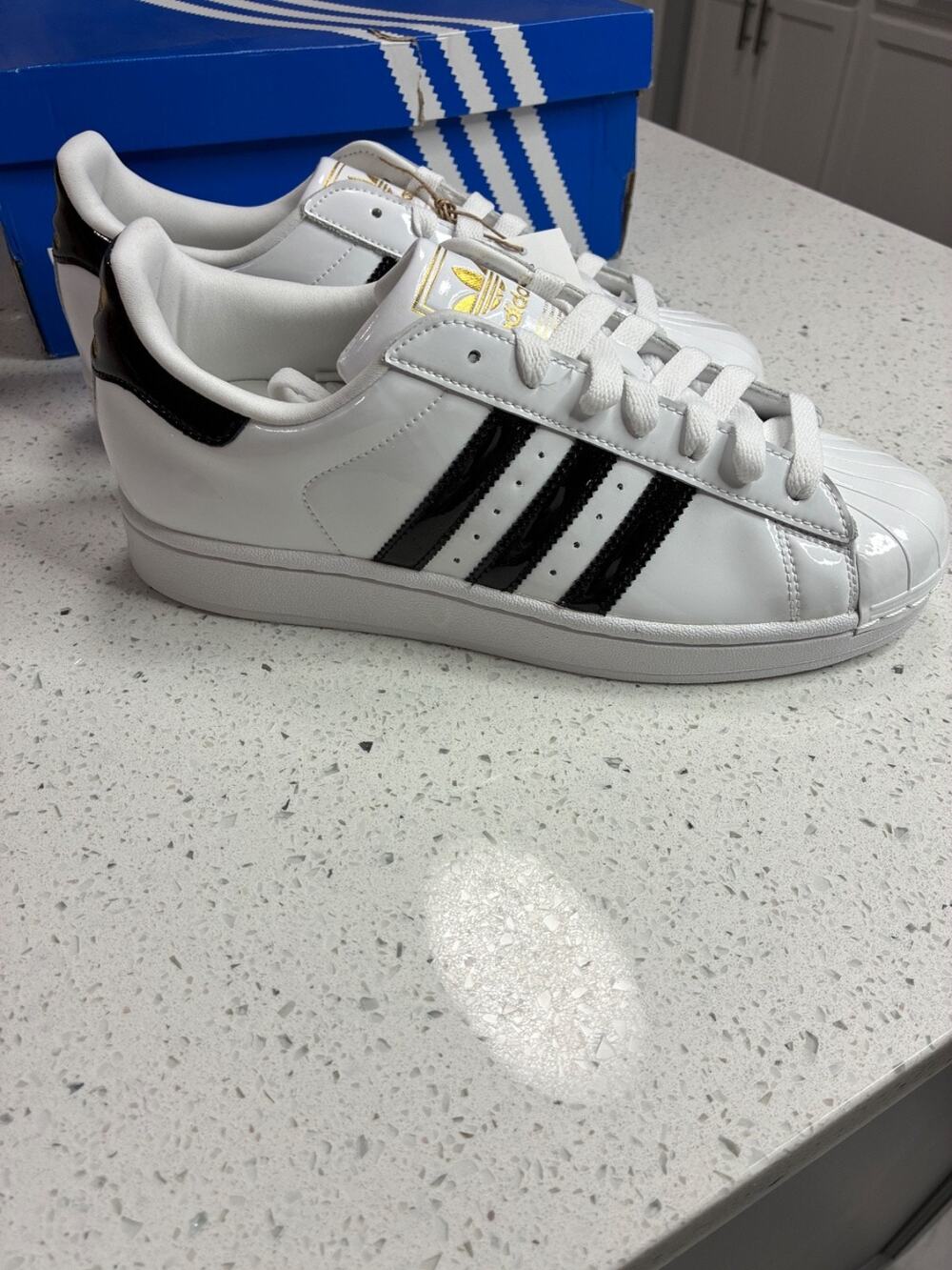 Adidas Superstar II Cloud White Core Gold Metallic Women’s size 10 JS4010 NEW